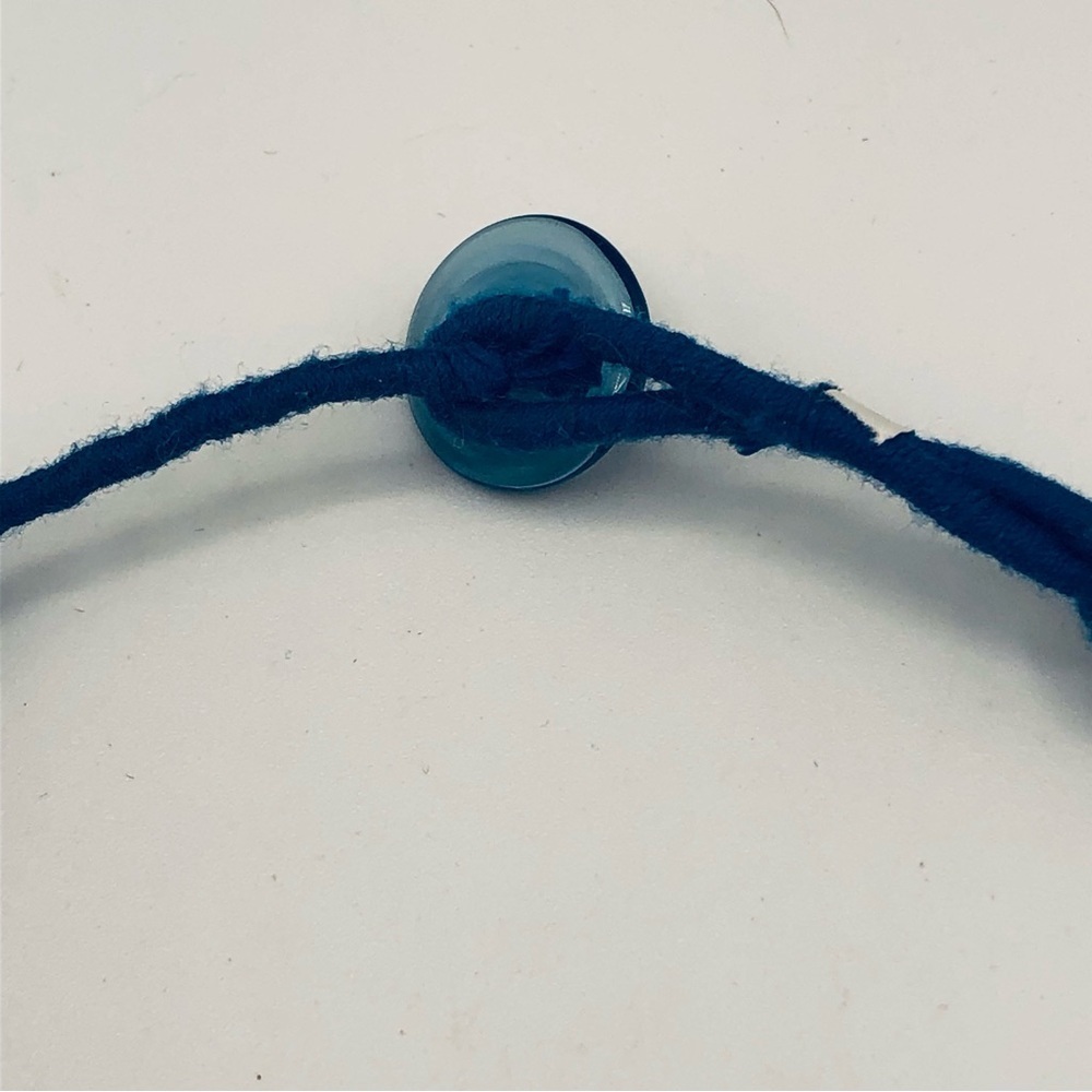 Vintage Blue Glass Necklace - Picture 5 of 6